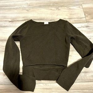 Aritzia wilfred sz 2 slit top